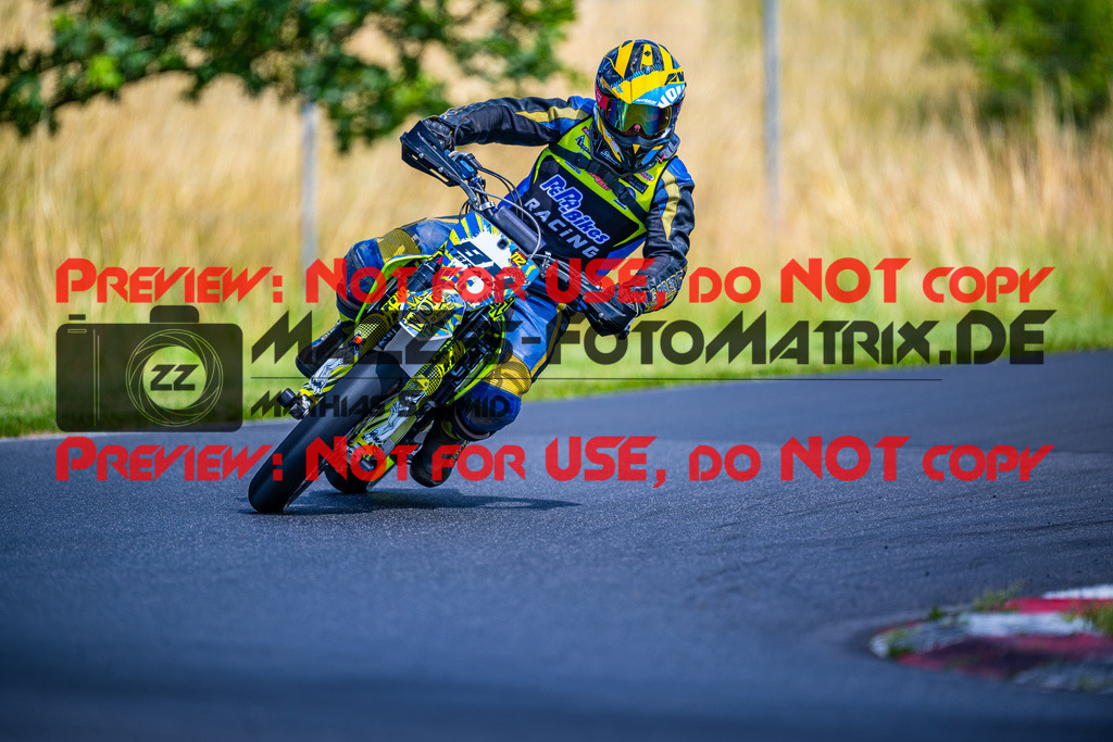 MaZZes_FotoMatrix_240713_6007705_8922 | S4