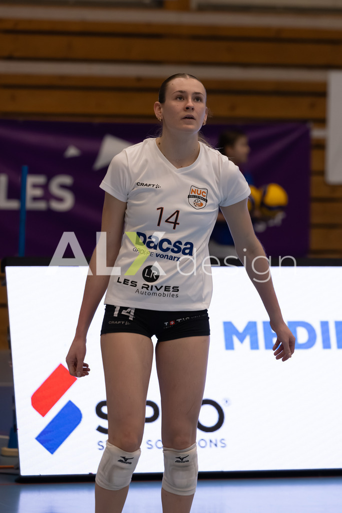 Volleyball I Frauen I Saison 2025-2026 I Volleyball NLA | Women I Round 16 I VC Kanti Schaffhausen - Viteos NUC I 31.01.2026 | 14 Nina Scrucca (CH) (Viteos NUC) – Diagonalangriff - Realisiert mit Pictrs.com