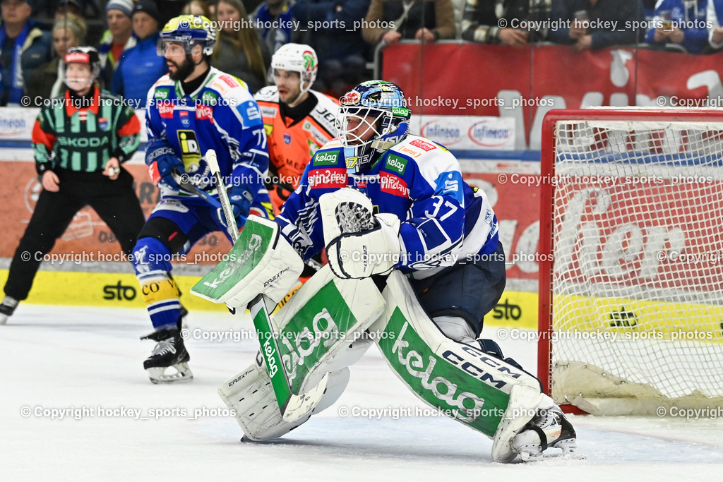 EC IDM WÄRMEPUMPEN VSV vs. MOSER MEDICAL GRAZ99ERS | #37 René Swette EC VSV, EC IDM WÄRMEPUMPEN VSV vs. MOSER MEDICAL GRAZ99ERS, EC IDM WÄRMEPUMPEN VSV vs. MOSER MEDICAL GRAZ99ERS am 17.03.2026 in Villach (Stadthalle Villach), Austria, (Photo by Bernd Stefan)