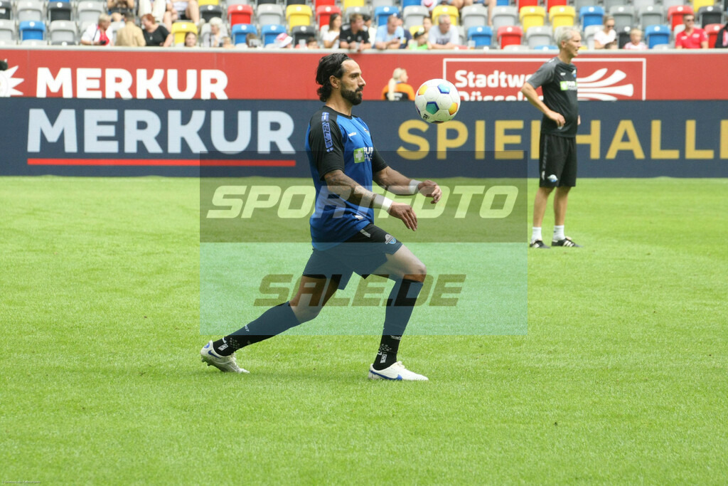 Fortuna Düsseldorf - SC Paderborn | Adriano Grimaldi - © Sportfoto-Sale (MK) - Realisiert mit Pictrs.com