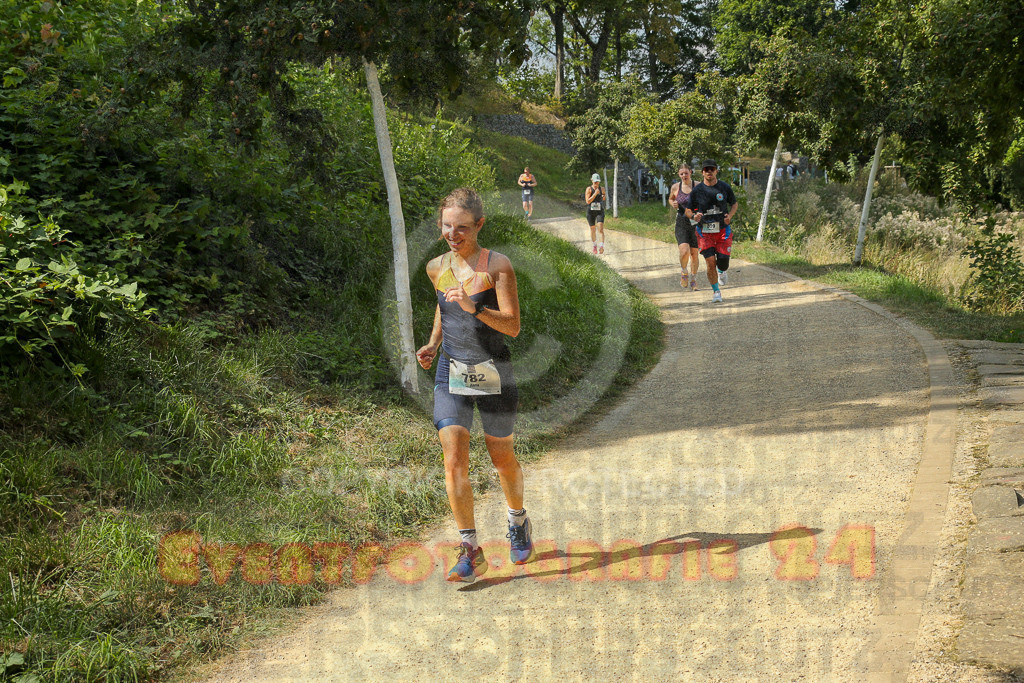 250824_1457_EX1_8159 | Sportfotografie im Rhein-Sieg Kreis, Köln, Bonn, NRW, Rheinland Pfalz, Hessen, etc. Unser Tätigkeitsfeld umfasst den Laufsport vom Volkslauf über den Marathon, Duathlon, Triathon bis zum Ultralauf wie Kölnpfad Ultra oder Schindertrail.