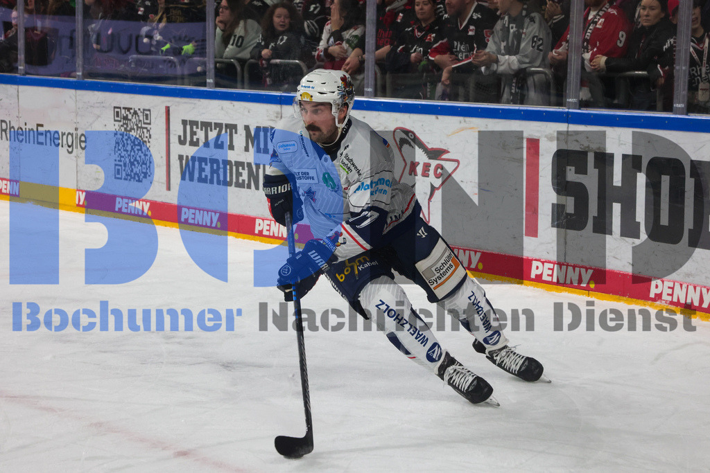 SES_KOLISE20250119-37 | bond - Realisiert mit Pictrs.com