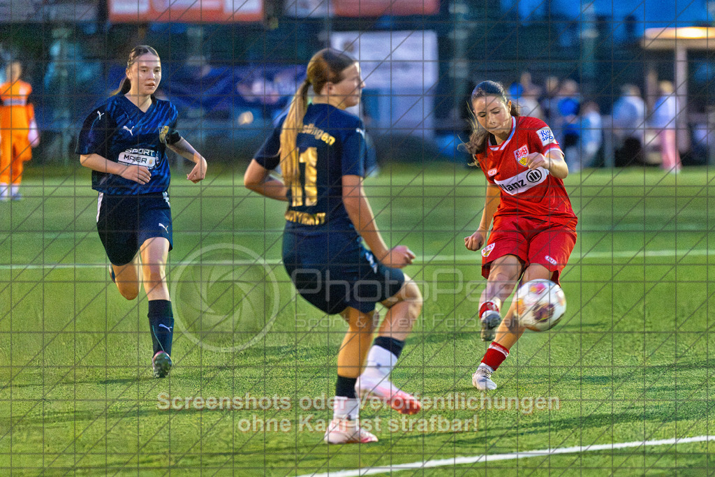 20261007_190422_0072-Bearbeitet_(c)_by_PhotoPeet | #,ASV Spartania Eislingen (blau) vs. VFB Stuttgart (rot), Fußball, Verbandspokal der B-Juniorinnen,  Saison 2026/2027, Kunstrasenplatz, Öschhalle, 73054 Eislingen, 07.10.2026 - 18:30 Uhr,Foto: PhotoPeet / Sport- &amp; Eventfotografie / Peter Harich