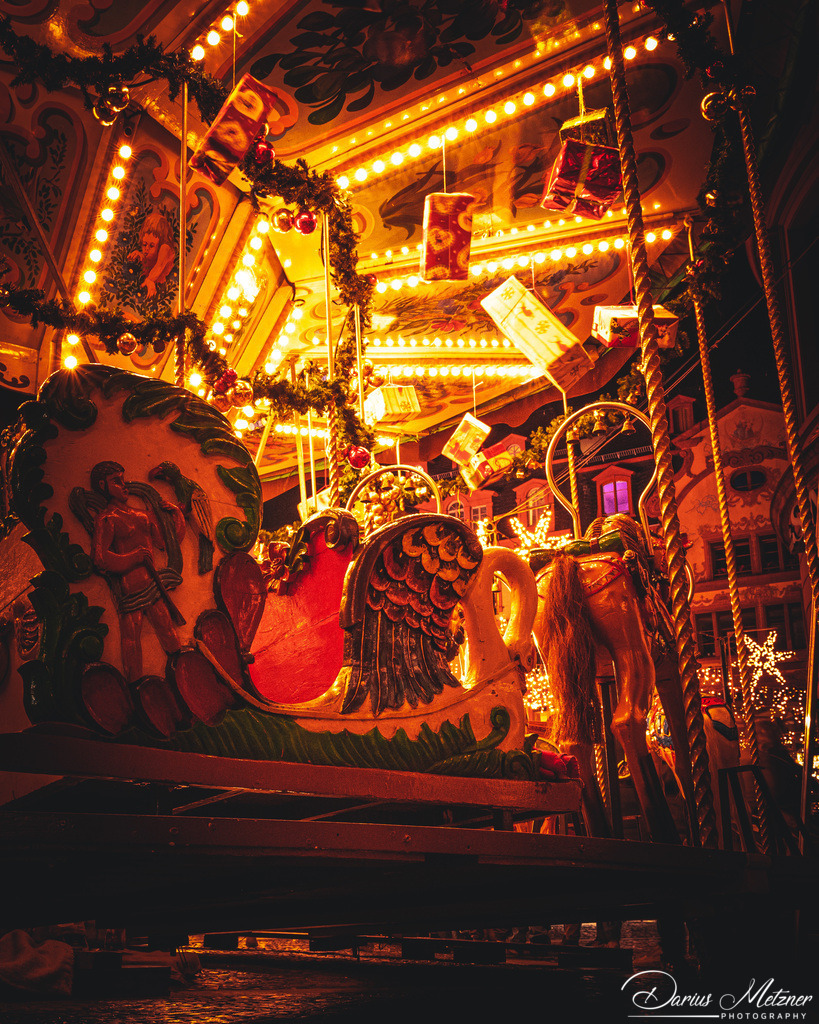 Das Karussell am Weihnachtsmarkt in Mainz | Das Karussell am Weihnachtsmarkt in Mainz