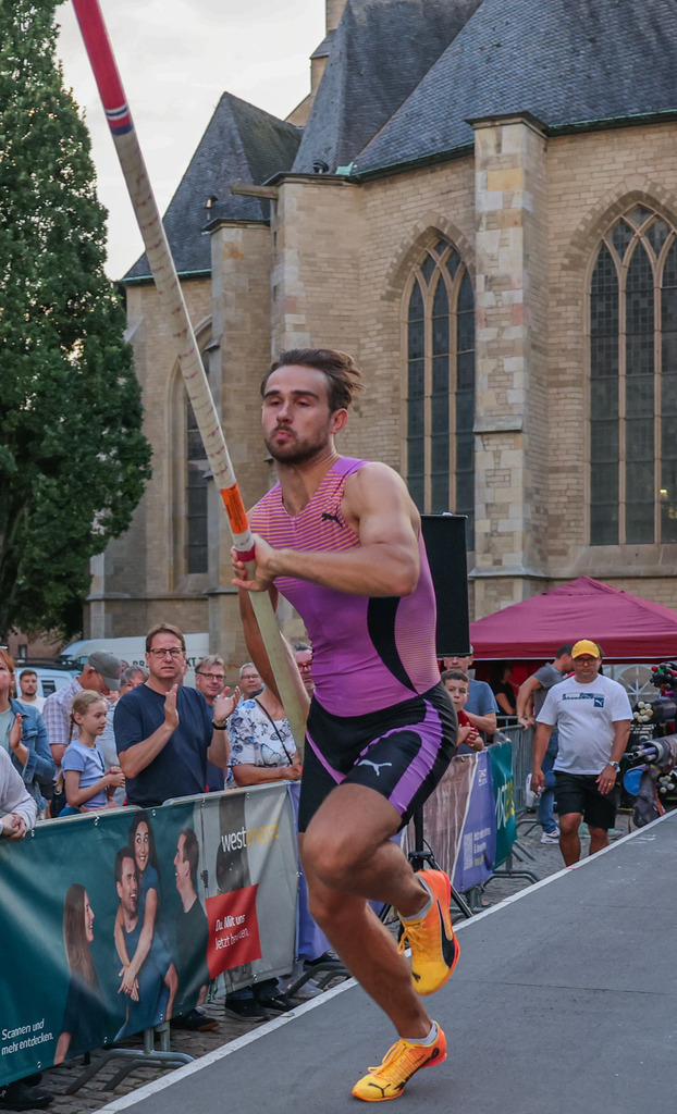 top-top.de-250828-354 | Foto, Video, Fotografie, Videografie, Fotobox, DJ, Discjockey, Musik, Musikbox, Veranstaltung, Photobooth, Amazon, Ebay, Buchtipp, Bestseller, Autor, Verlag, Buch, Wesel, Hamminkeln, NRW, Dinslaken, Rees, Drohne, Hochzeit, Party, Fotobox, Wesel, Fotograf