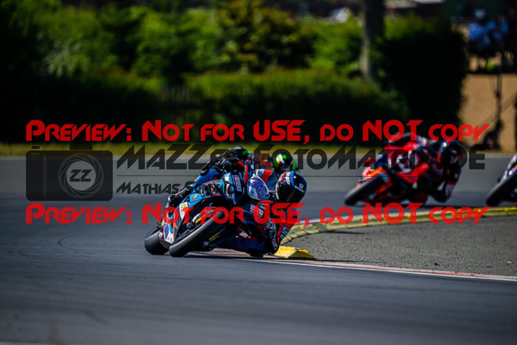 MaZZes_FotoMatrix_220724_0473 | IDM1000