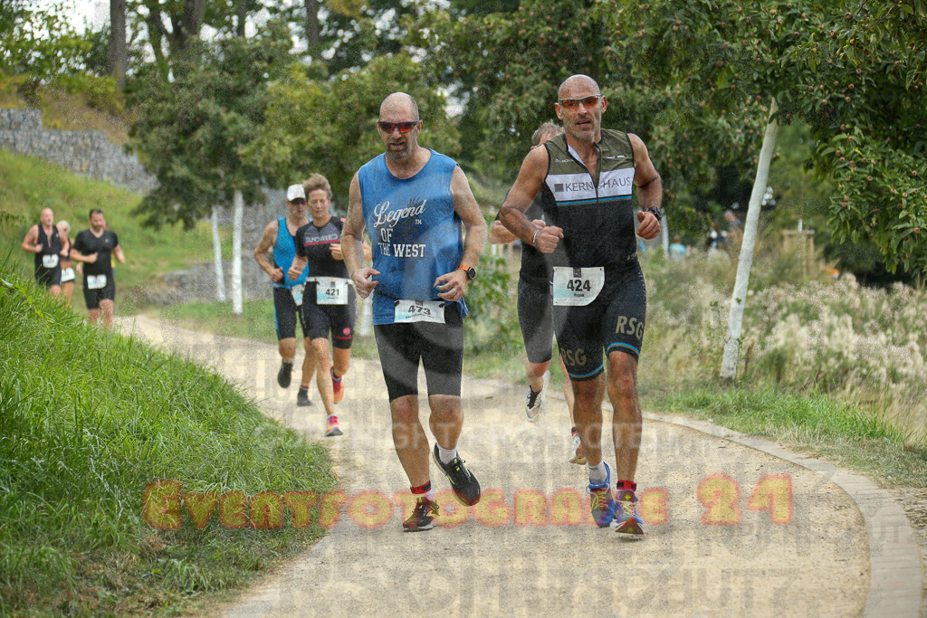 250824_1353_EX1_4095 | Sportfotografie im Rhein-Sieg Kreis, Köln, Bonn, NRW, Rheinland Pfalz, Hessen, etc. Unser Tätigkeitsfeld umfasst den Laufsport vom Volkslauf über den Marathon, Duathlon, Triathon bis zum Ultralauf wie Kölnpfad Ultra oder Schindertrail.