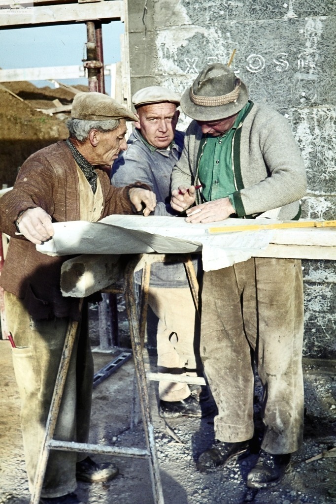 Neubau 1 | Fotoblog Schwarzwald, Foto Blog Wiesental, Pfaffenberg, Winterzauber, Zeller Bergland, Zell im Wiesental, Fotoblog Wiesental, Landschaftsfotos, Bilder Wiesental, Natur, Naturbilder, Fastnacht, Zeller Fastnacht, Zeller Fasnacht, Zeller Bergland, Belchen, - Realisiert mit Pictrs.com