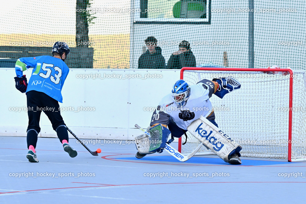 VAS Ballhockey Villach vs. ASKÖ Villach Ballhockey | #53 Nindler Elias SV ASKÖ Ballhockey, #70 Moser Lukas VAS Ballhockey Villach, VAS Ballhockey Villach vs. ASKÖ Villach Ballhockey , VAS Ballhockey Villach vs. ASKÖ Villach Ballhockey  am 13.05.2026 in Villach (Alpen Arena ), Austria, (Photo by Bernd Stefan)