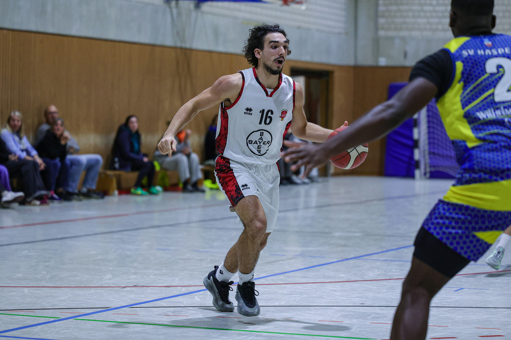 Regio BAYER GIANTS vs SV Haspe 70-19 | Fotos von Basketballspielen aus dem Raum NRW fotografiert von Gero Mueller-Laschet und Daniel Schaefer - Realisiert mit Pictrs.com