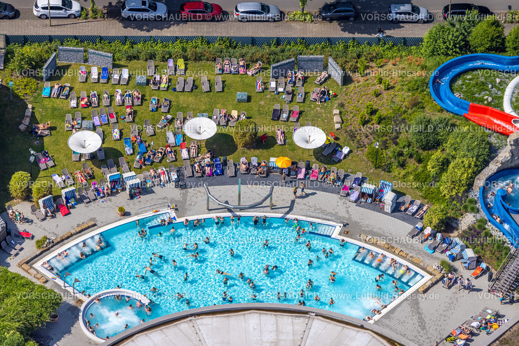 Hamm220504453 | Luftbild, Maximare Erlebnistherme Bad Hamm, Erlebnisbad mit Badegästen und Liegewiese, Mitte, Hamm, Ruhrgebiet, Nordrhein-Westfalen, Deutschland
