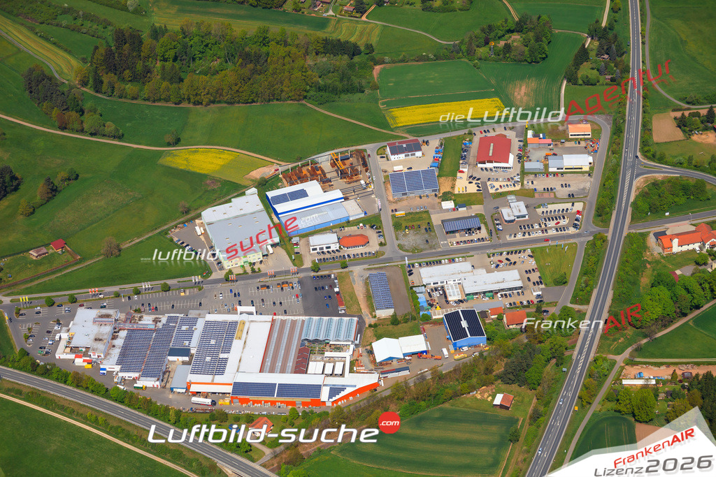 Die Luftaufnahme Gewerbegebiet - Pressath wurde vom UL-Flugzeug (keine Drohne) aus fotografiert.Hohe Druck- Auflösung-die Geschenkidee!