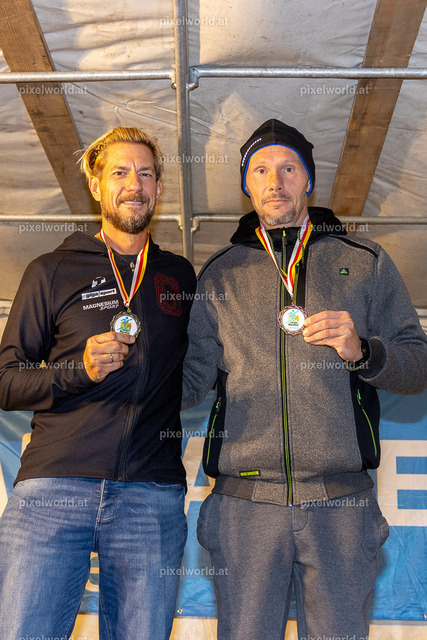 7. Int. Kärnten Marathon 2024 -  Siegerehrung | Bildershop von pixelworld.at - Realisiert mit Pictrs.com