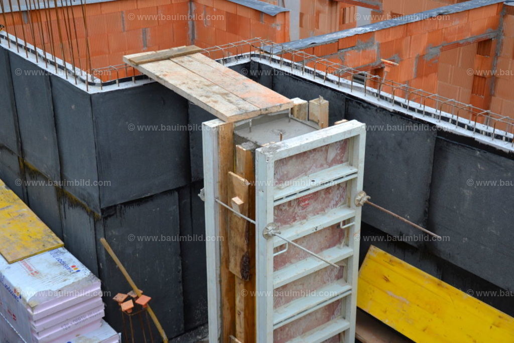 bib-lg05-abdichtungen-0028 | Nach LV-Leistungsgruppen sortierte Detailfotos über den Bau eines Hauses. Alle Hausbau-Bilder direkt vom Urheber und Autor der Website Haus-Selber-Bauen.com