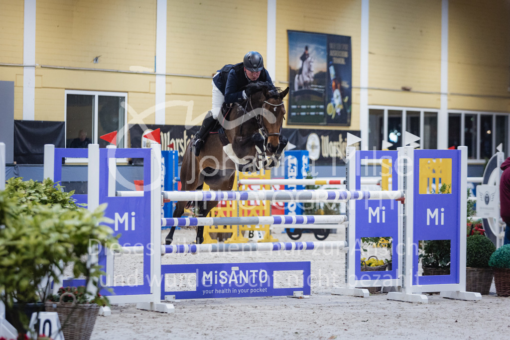 221216_Warstein_Youngster-M-400 | Deine schönsten Turniermomente als professionelle Fotos! Entdecke hochwertige Pferdesport-Fotografie im Online-Shop. Jetzt Fotos finden & bestellen!
