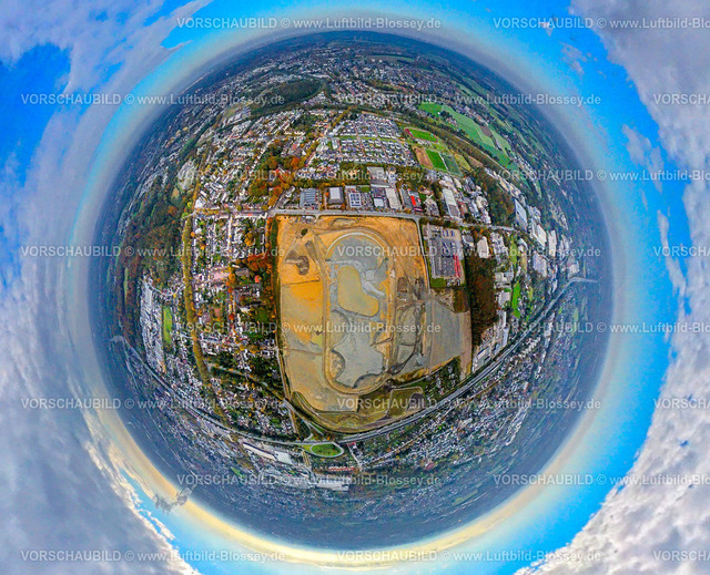 Recklinghausen241090404ehemTrabrennbahn | Luftbild, Baustelle an der ehemaligen Trabrennbahn, Recklinghausen Hillerheide Wohnen am Wasser, ISEK Hillerheide Quartiersentwicklung, Autobahn A2 Anschlussstelle Recklinghausen-Süd, Erdkugel, Fisheye Aufnahme, Fischaugen Aufnahme, 360 Grad Aufnahme, tiny world, little planet, fisheye Bild, Hillerheide, Recklinghausen, Ruhrgebiet, Nordrhein-Westfalen, Deutschland