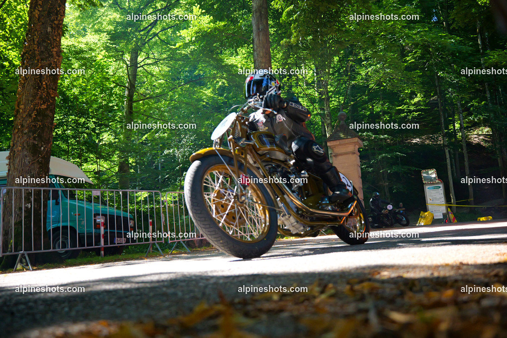 P1026208 | Erleben Sie atemberaubende, hochqualitative Fotos Ihrer Fahrt entlang der malerischen Alpenstraßen. Besuchen Sie alpineshots.com, um professionelle Aufnahmen Ihrer unvergesslichen Reise zu finden und zu kaufen - Realisiert mit Pictrs.com