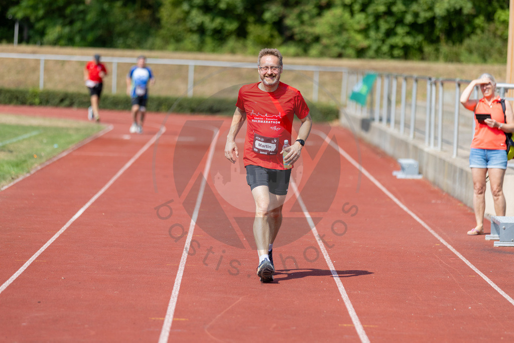 2026-07-26 Halbmarathon Moenchsdeggingen - 00643 | bastis.photos - Realisiert mit Pictrs.com