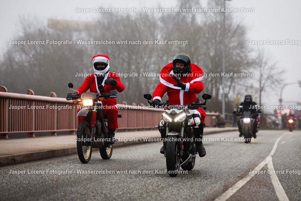 X-Mas Ride I Kiel I 2025 | Jasper Lorenz Fotografie - Realisiert mit Pictrs.com