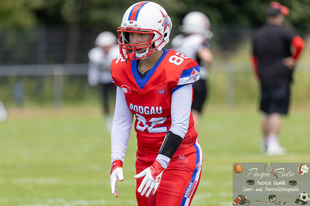 GFLW 1: German Football League Women 1: Rodgau Pioneers Ladies - Stuttgart Scorpions Sisters, 07.06.2026 | Julia Keller (Rodgau Pioneers Ladies #82), Freisteller, Portrait / Porträt, Rodgau Pioneers Ladies - Stuttgart Scorpions Sisters, Rodgau, Maingau-Energie-Stadion "Am Weichsee", 7.6.2026 - Realisiert mit Pictrs.com