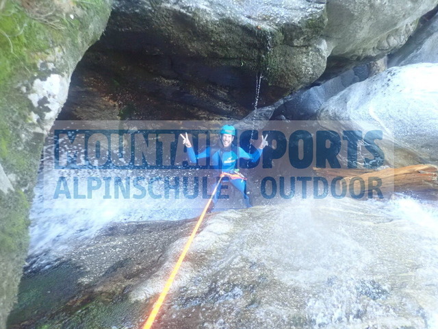 P9220101 | Bestelle die Bilder deines Berg- oder Wasser-Abenteuers mit Mountain Sports bequem von zu Hause aus direkt über unseren Online Fotoshop von pictrs.com. - Realisiert mit Pictrs.com