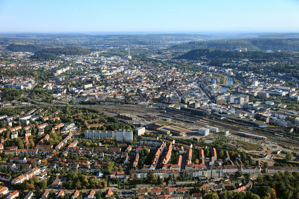 3070484 | Blick über den Hauptbahnhof Saarbrücken und das Stadtgebiet