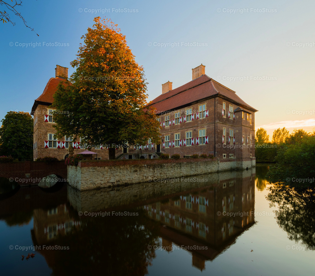 Schloss Oberwerries in Hamm | Das Schloss Oberwerries in Hamm Westfalen zum Sonnenuntergang - Realisiert mit Pictrs.com