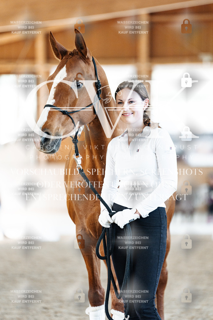 CK906954 | Turnierfotografie Pferdefotografie Trier Rheinland-Pfalz Pferdesport Reitsport Tierfotografie Sportfotografie Pferdevideo Pferdevideografie Equestrianvideography equestrianphotography  - Realisiert mit Pictrs.com