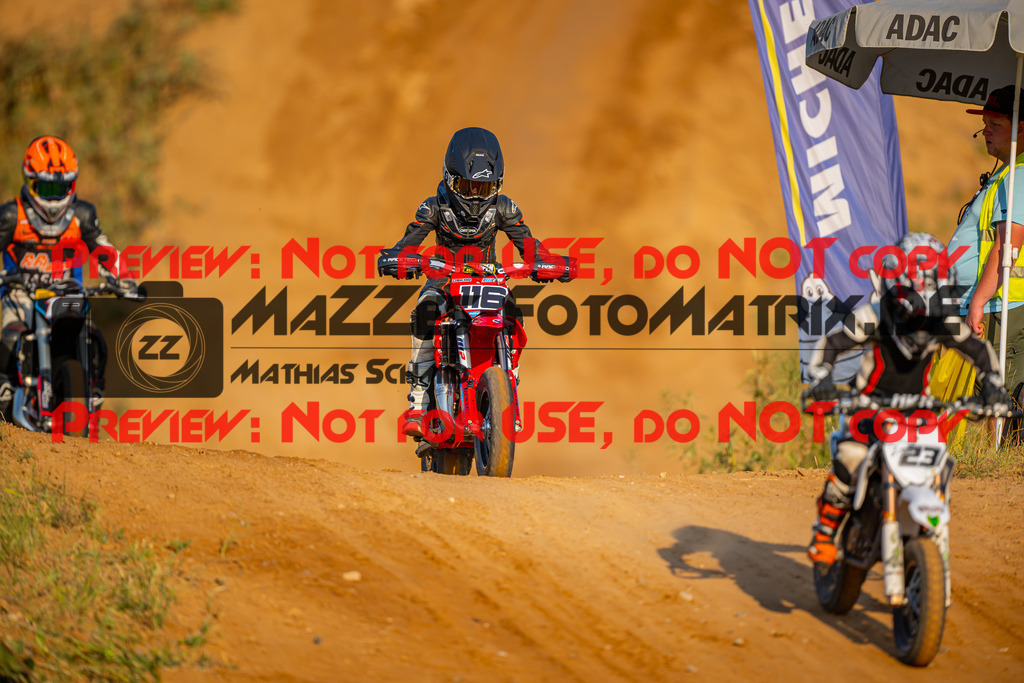 MaZZes-Fotomatrix-20260815-598731 | ROOKIES