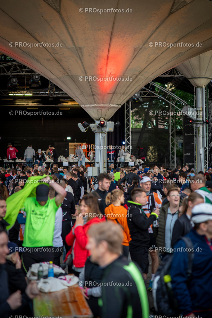 22. ASV Nachtlauf; Koeln, 28.05.25 | Impressionen vom 22. ASV Nachtlauf am 28.05.25 am Tanzbrunnen in Koeln. Foto: BEAUTIFUL SPORTS/Axel Kohring