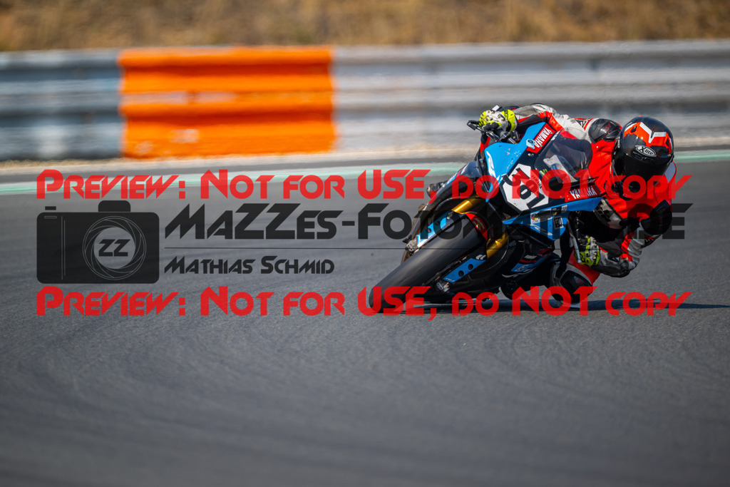 MaZZes-Fotomatrix-20260805-526858 | OPEN
