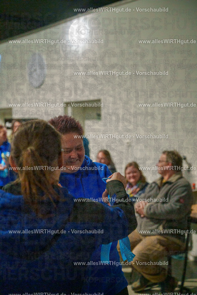 7R504897 | Professionelle Tierfotografie in Mönchengladbach von Daniel Wirth (allesWIRTHgut). Liebevolle & natürliche Bilder von Hunden & Katzen für unvergessliche Erinnerungen.