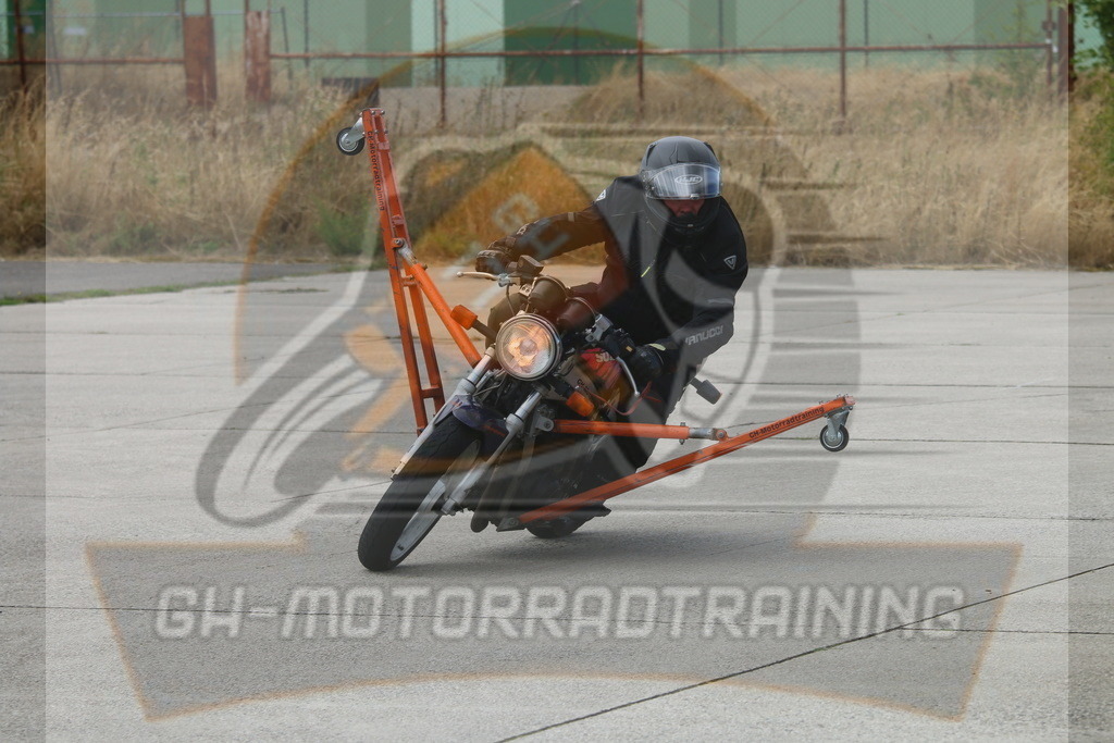 IMG_3499 | gh-motorradtraining-foto.de - Realisiert mit Pictrs.com