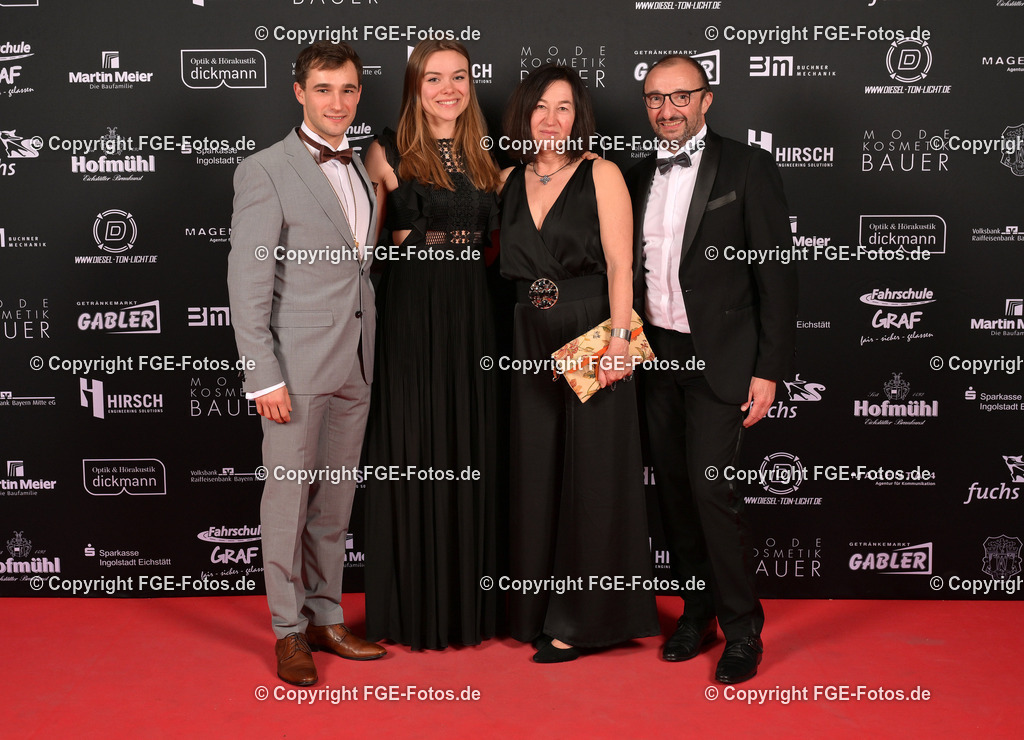 20240128-fge-fotos-0365 | Hofball der FGE am 28.01.2024 im Alten Stadttheater in Eichstätt. - Realisiert mit Pictrs.com