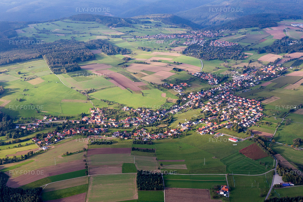 Luftbild: Dorfansicht im Ortsteil Oberdielbach in Waldbrunn im Bundesland Baden-Württemberg in Deutschland. Foto: IMG_073570.jpg vom 26.09.2014 durch Werner Riehm/FLY-FOTO.de