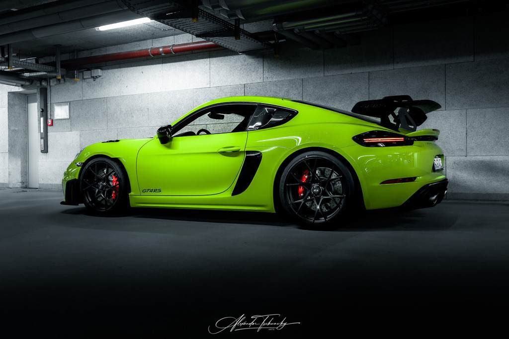 718 Cayman GT4 RSR6AT1015 | Entdecken Sie die faszinierende Welt von Alexander Tschuncky Arts: Kreative Fotografie, atemberaubende Automobilkunst und hochwertiger Bilderdruck. Lassen Sie sich inspirieren! - Realisiert mit Pictrs.com