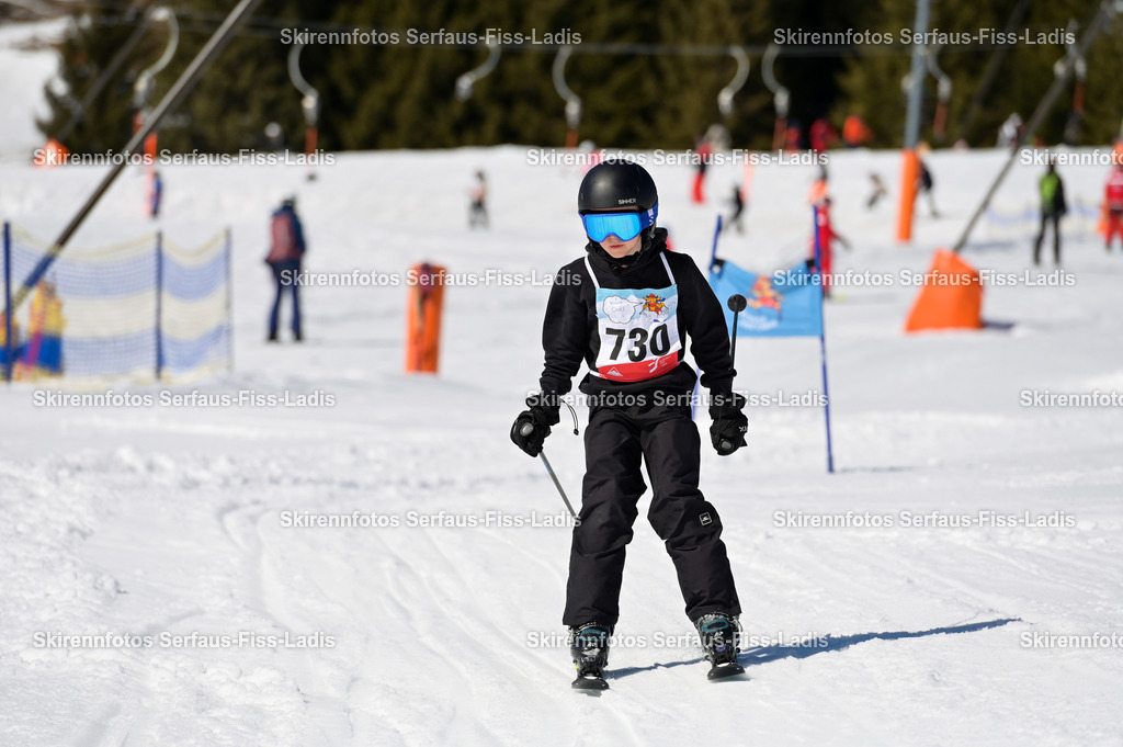 SRF_27.02.2026_901 | Skirennfotos,Serfaus,Fiss,Ladis,Kinderskirennen,Winter,Tirol,Oberland,skirace,SFL,feelfree,weil wir's genießen,ski,Ski,skifahren,Sonnenplateau, - Realisiert mit Pictrs.com