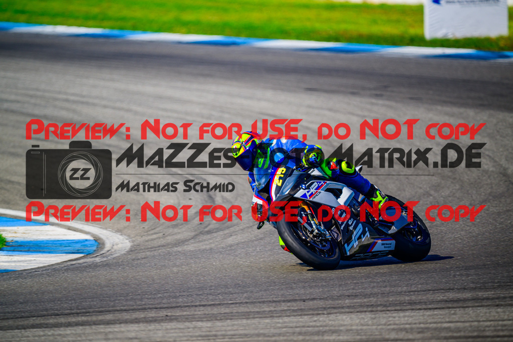 MaZZes_FotoMatrix_240520_6007705_2911 | WEISS