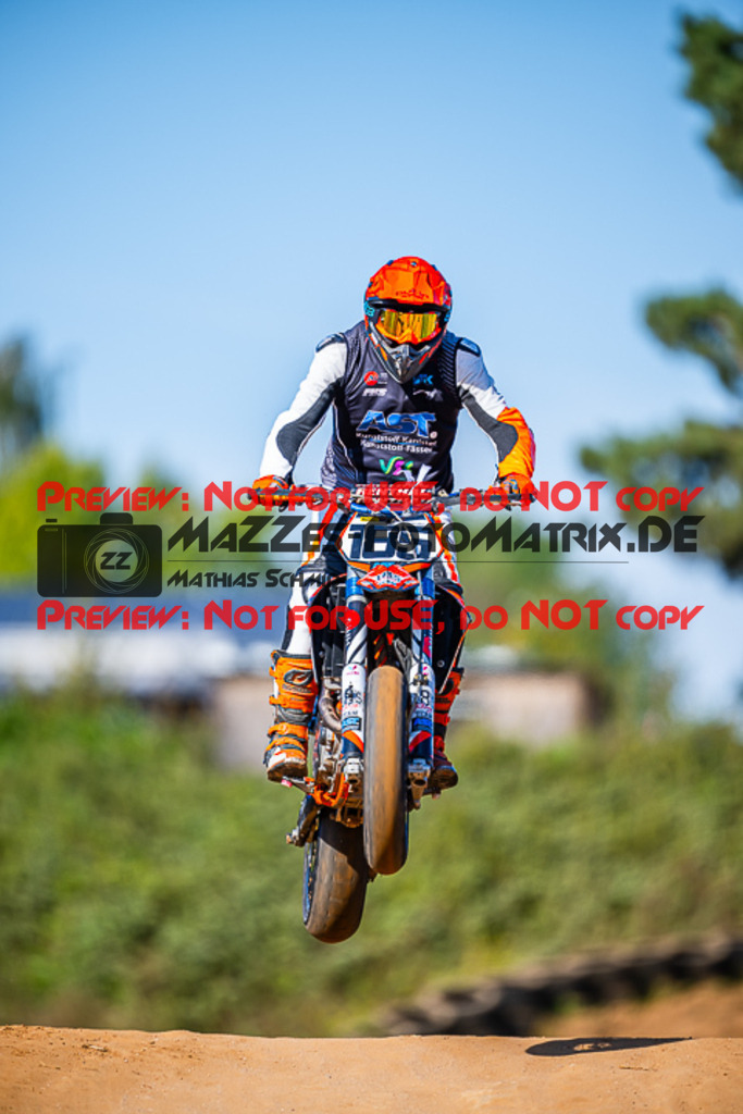 MaZZes_FotoMatrix_230916_1412 | S4