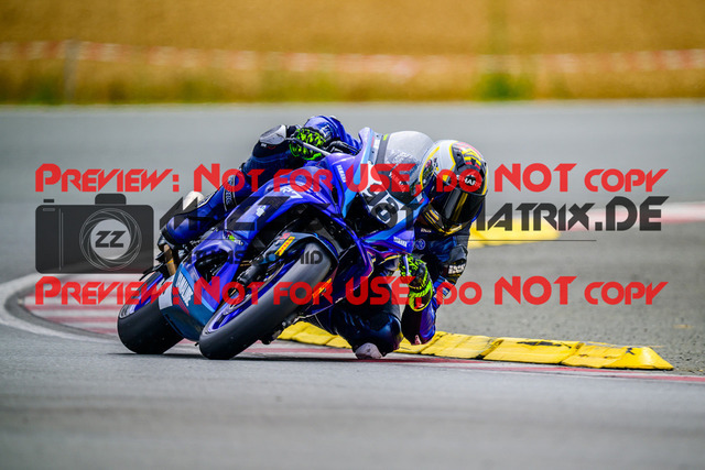 MaZZes_FotoMatrix_240727_6007705_0697 | R7