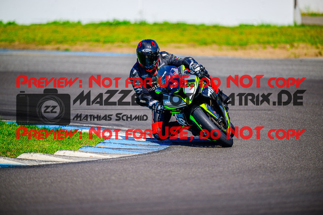 MaZZes_FotoMatrix_240520_6021986_7369 | WEISS