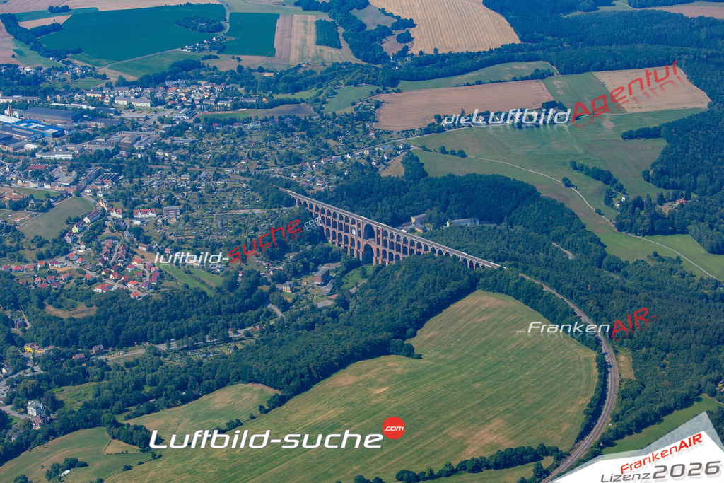 Das Luftbild der Stadt Goeltzschtal wurde 2018 vom Flugzeug heraus erstellt (keine Drohne) Aufnahmehöhe ca.400 Meter- hohe Auflösung für beste Druck-Qualität