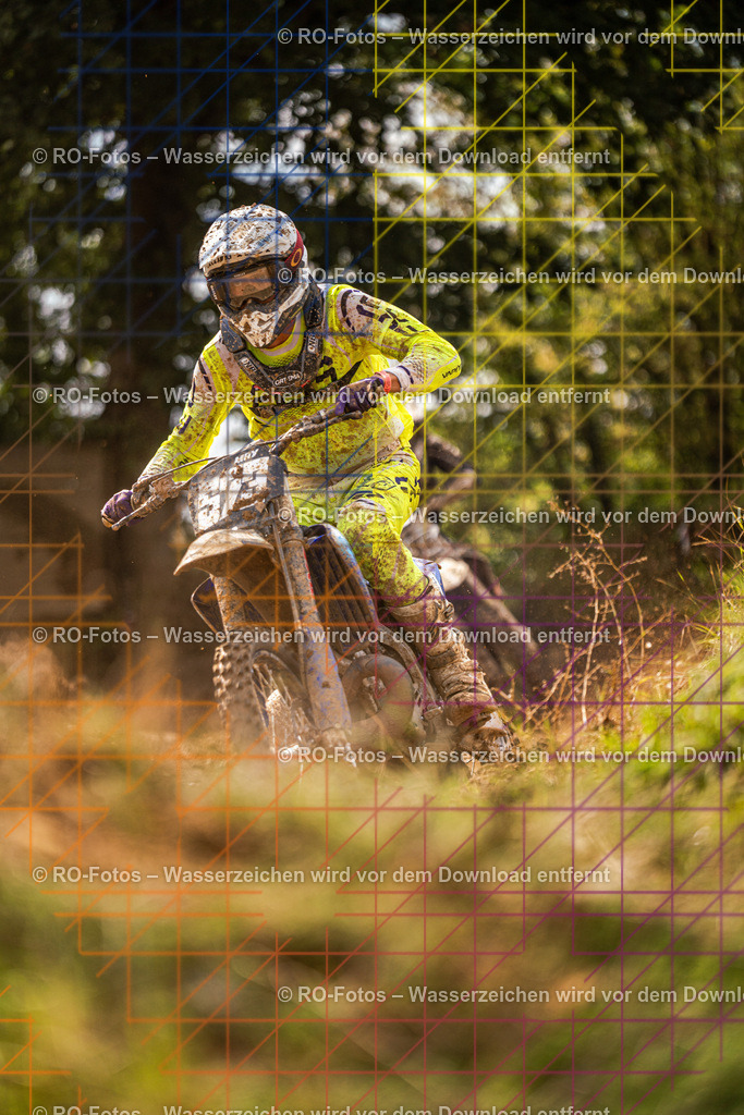 Sechshelden 2026 Sonntag  -2285 | Sportfotografie von RO-Fotos: Motorsport, Motocross, Enduro, Laufveranstaltungen und Triathlon. Professionelle Fotos von Sportlern und Events. - Realisiert mit Pictrs.com