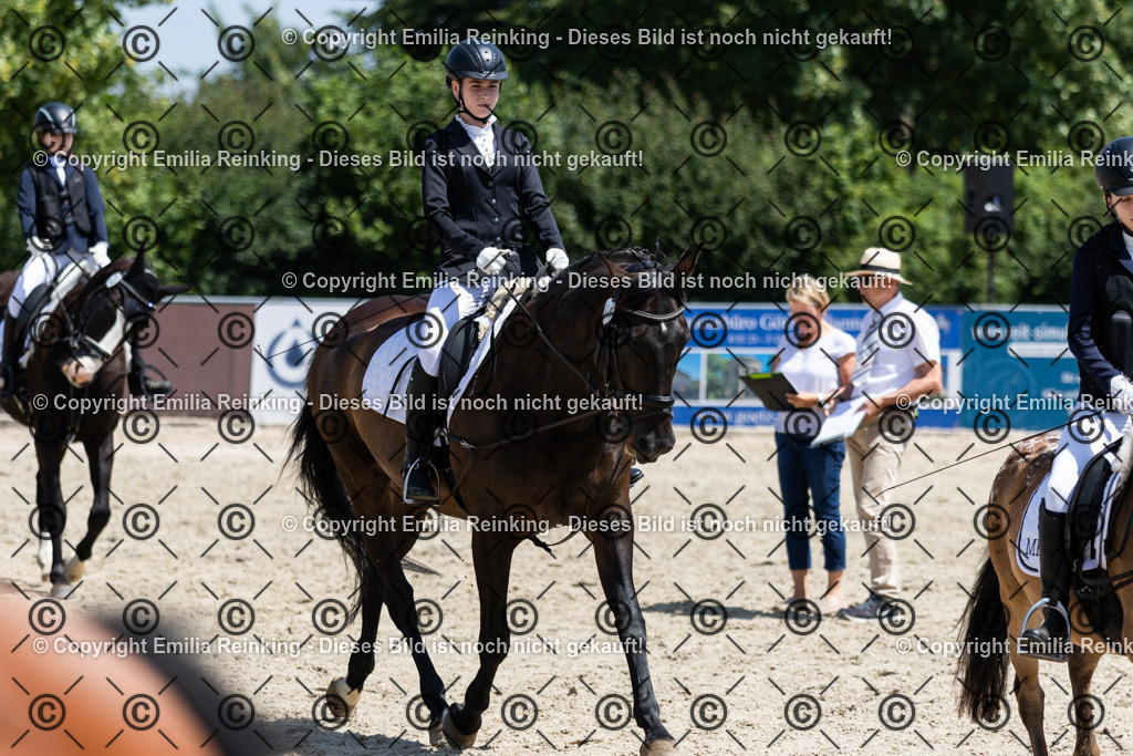 CL5A3447 | Emilia Reinking Fotografie - Realisiert mit Pictrs.com