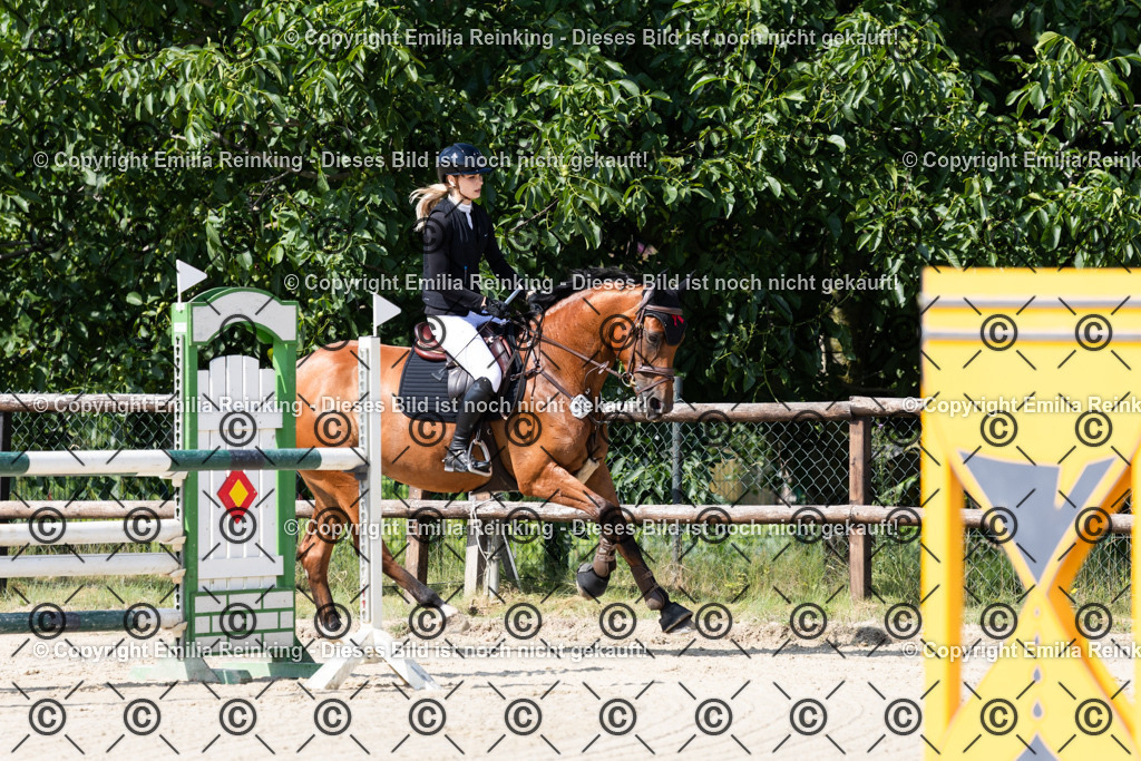 CL5A8470 | Emilia Reinking Fotografie - Realisiert mit Pictrs.com