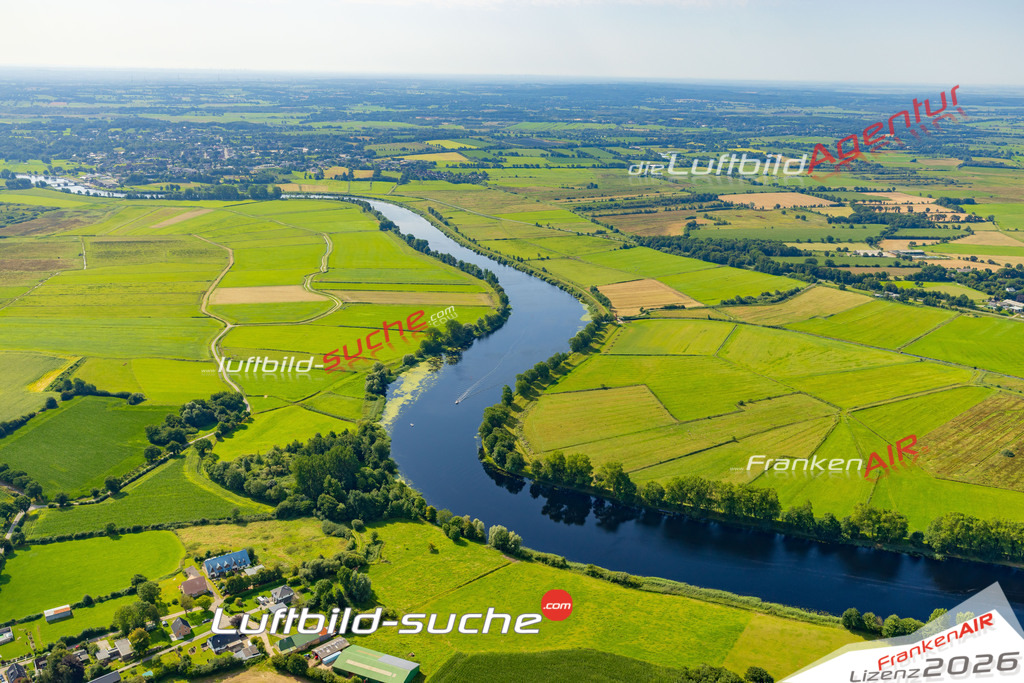 Klassische Luftaufnahme ohne Drohne zeigt:Bargen bei Erfde - Die Luftbildaufnahme wurde 2025 vom UL-Flugzeug heraus erstellt ( keine Drohnenaufnahme ) - Hochauflösende Luftaufnahme -Nicht vergleichbar mit Google Maps oder Satelittenbilder- Die Geschenkidee !Mit Lizenz und Bildrechte bestellbar