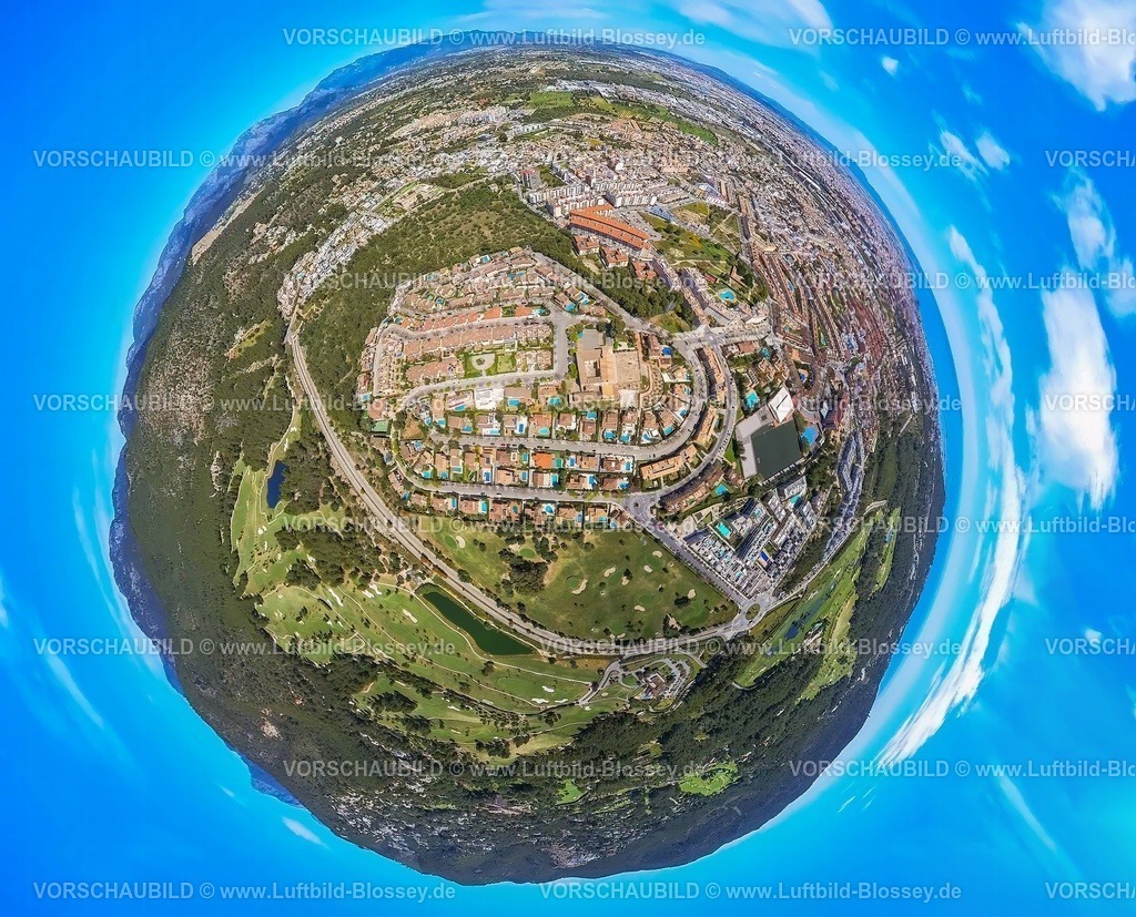 Mallorca230400318Insta001SanCastello | Luftbild, Ortsansicht Sa Vileta-Son Rapinya, Ferienhäuser und Swimmingpools, Erdkugel, Fisheye Aufnahme, Fischaugen Aufnahme, 360 Grad Aufnahme, sa Vileta-Son Rapinya, Palma, Balearen, Mallorca, Balearische Inseln, Spanien
