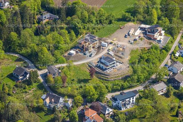 Meschede230500711 | Luftbild, Baustelle mit Neubau Wohnhäuser Unterm Hasenfeld, Meschede-Stadt, Meschede, Sauerland, Nordrhein-Westfalen, Deutschland
