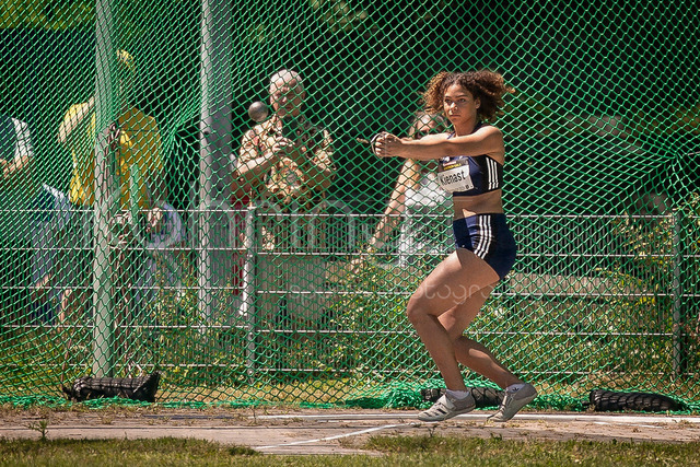 Juniorengala 2026; Mannheim, 13.06.2026 | MANNHEIM, GERMANY - JUNE 13, 2026 :  Nova Queen Kienast (GER/Berlin Athletics Capital Club) competing in the women’s U20 hammer throw during the Juniorengala 2026 at Michael-Hoffmann-Stadion on June 13, 2026 in Mannheim, Germany.