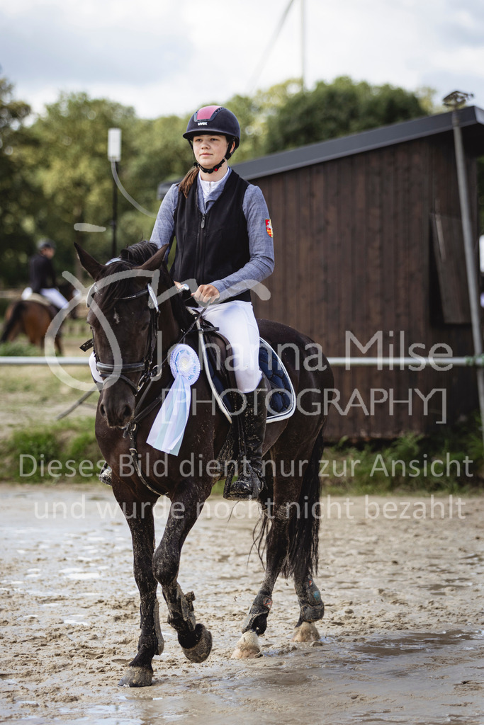 240615_CoesfeldLette_Stil-A-260 | Deine schönsten Turniermomente als professionelle Fotos! Entdecke hochwertige Pferdesport-Fotografie im Online-Shop. Jetzt Fotos finden & bestellen!